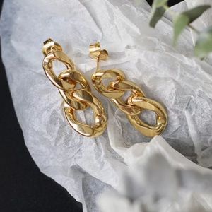 ⛓18K gold plated distorted chain earrings